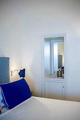 Double Room with Balcony and Sea View