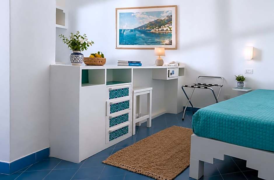 Hotel Baia Di Puolo