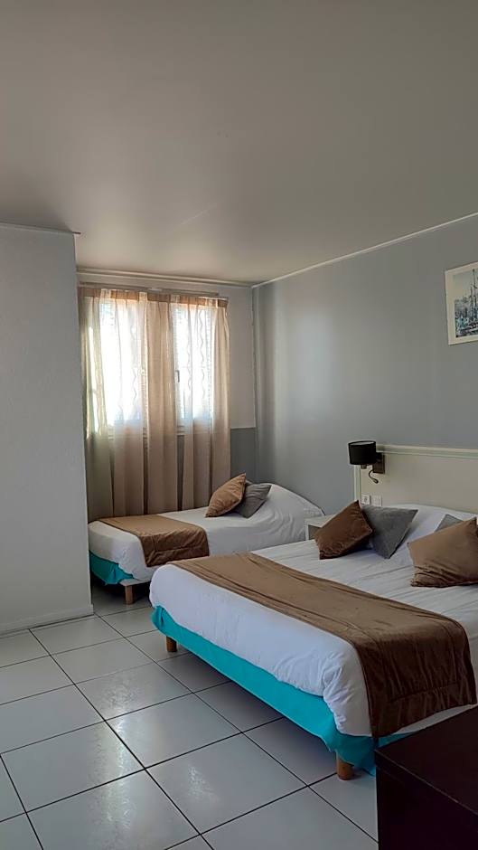 Hotel Restaurant Miramar L'orchid