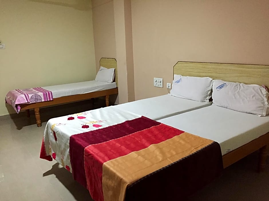 Hotel Suprabath Towers