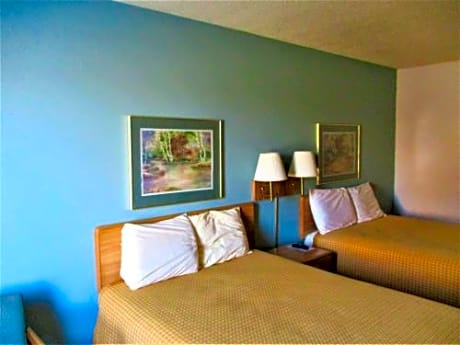 Double Room with Two Double Beds - Smoking