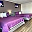 R Nite Star Inn and Suites -Home of the Cowboys & Rangers