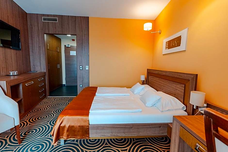 Sándor Hotel