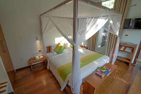 Villa - Beach Front with Early Check-in / Late Check-out on Availability & 10% on all Spa Treatments & 10% on Yoga Sessions