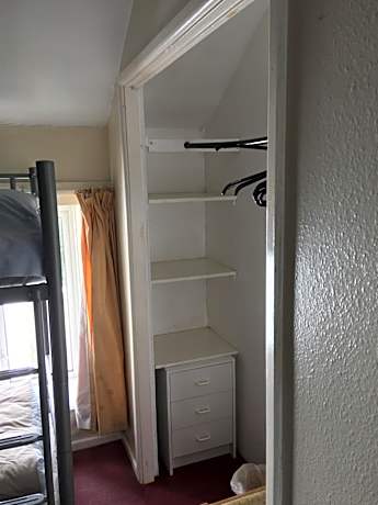 4-Bed Mixed Dormitory Room