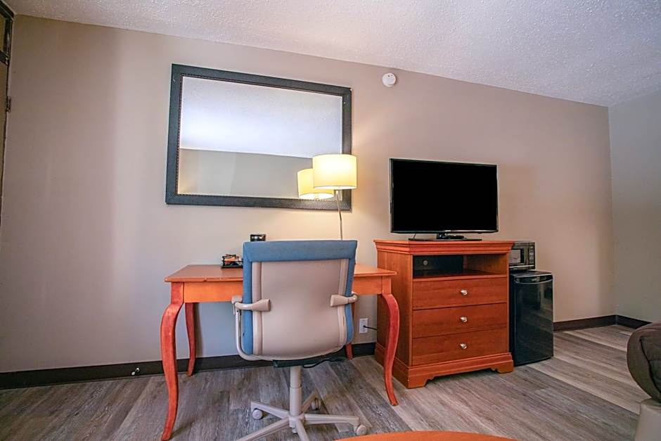 OYO hotel Greensboro east I 40