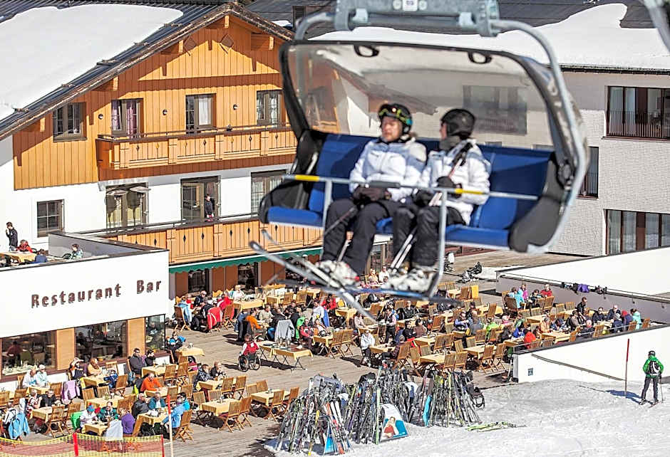 Hotel Steffisalp - Ski-in & Ski-out am Arlberg
