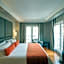 Carles Hotel