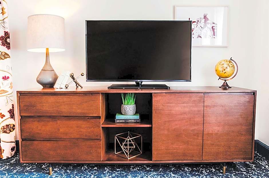 Hotel Revival Baltimore