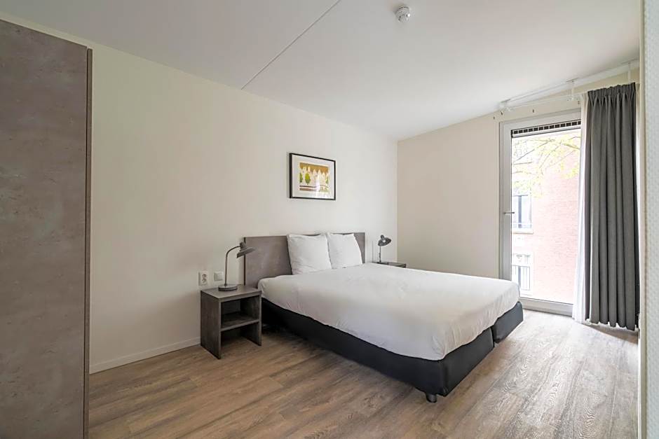 YAYS Amsterdam Prince Island by Numa