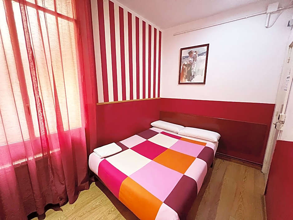 Hostal La Casa de La Plaza
