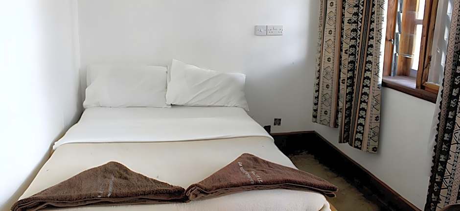 Photo 1 of 8 of Triple Room