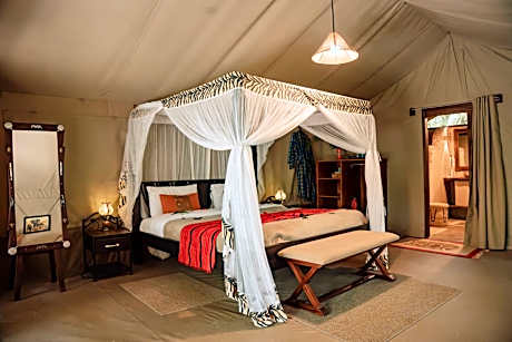 Deluxe Double Room without Game Drives
