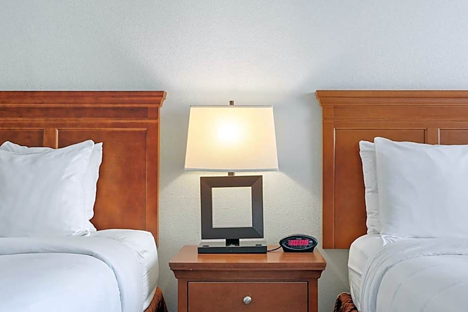 Country Inn & Suites by Radisson, Saskatoon, SK