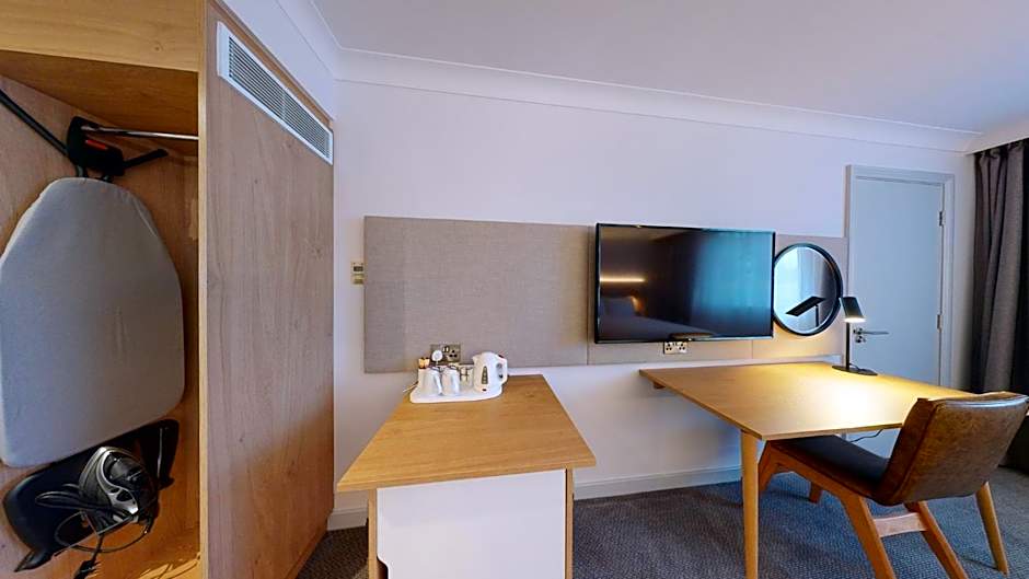 Holiday Inn Brentwood By IHG