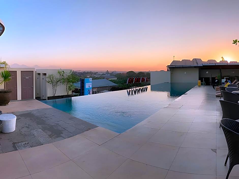 Atanaya Kuta Bali