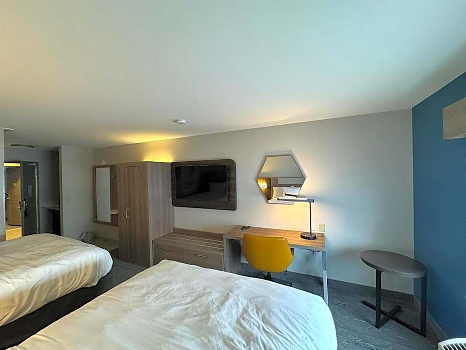 Holiday Inn Express & Suites Port Washington By IHG