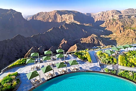 Standard King Room with Canyon View and Single Sofa Bed - Spa Access