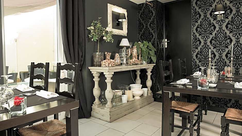 Logis Hôtel Auberge de L'Etang