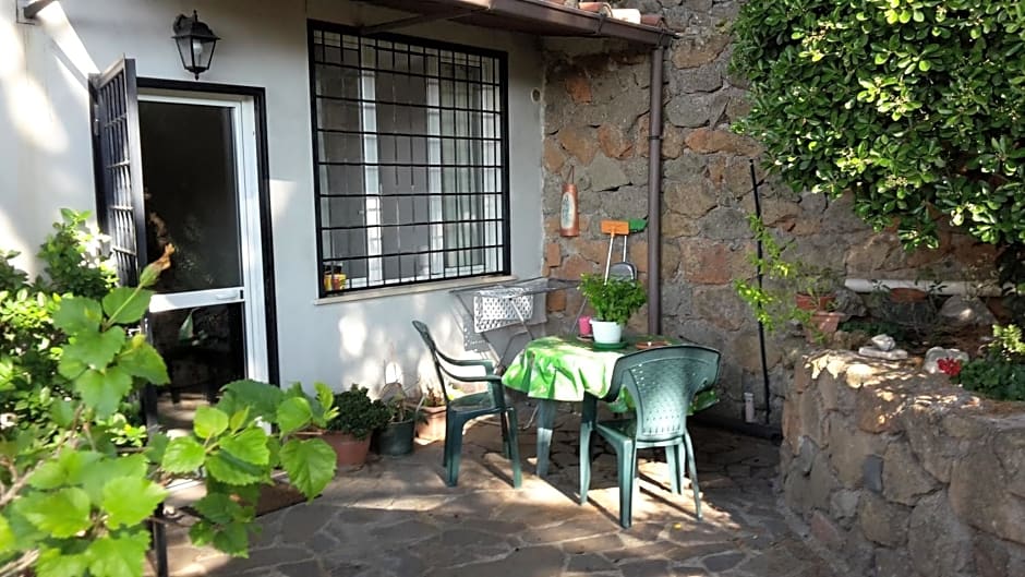 Bed&Breakfast "Fiorella" sul Lago