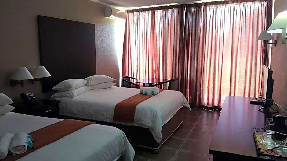 Wilderness Beach Hotel