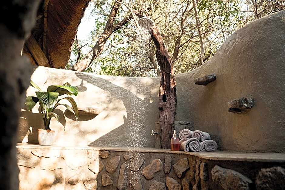 LittleBush Private Lodge
