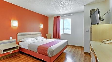 Double Room - Non-Smoking