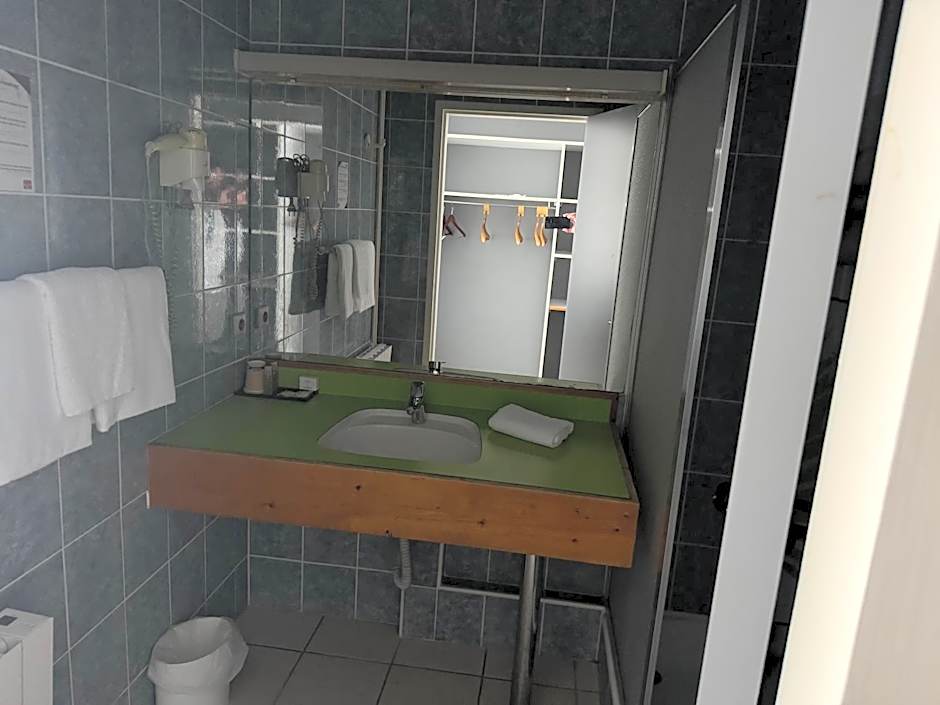 Hôtel Dupleix - Hyper centre - Réouverture