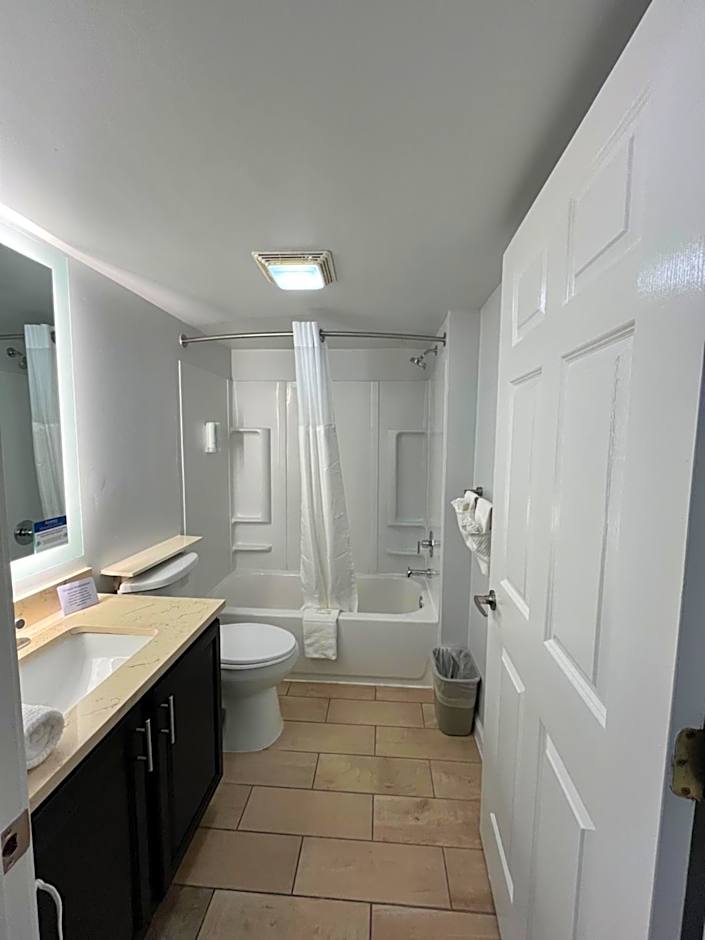 MainStay Suites Sterling near Dulles Town Center