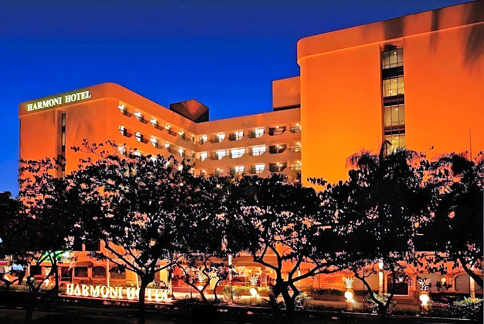 Harmoni Suites Hotel