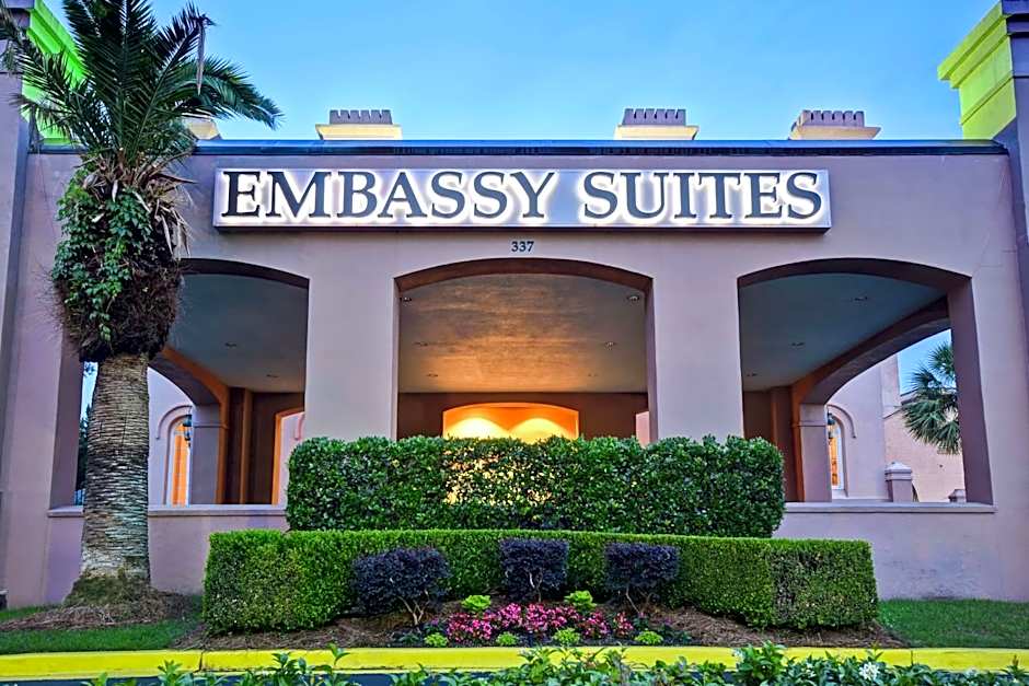 Embassy Suites by Hilton Charleston Historic District