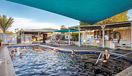 Athenree Hot Springs & Holiday Park