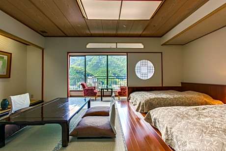 Suite with Pool View