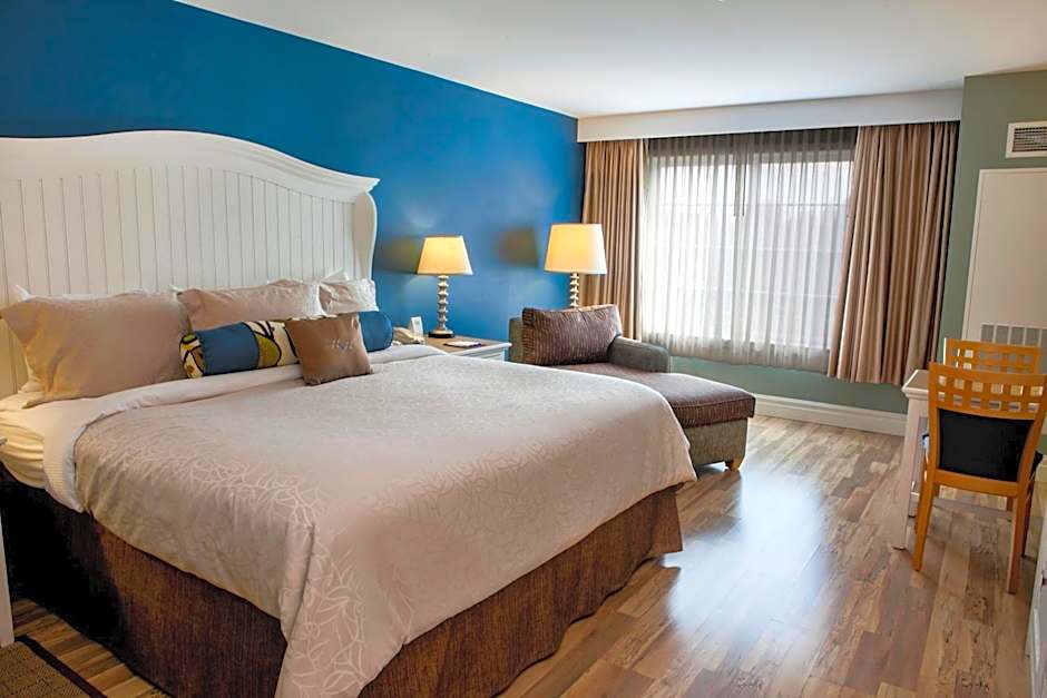 Watkins Glen Harbor Hotel