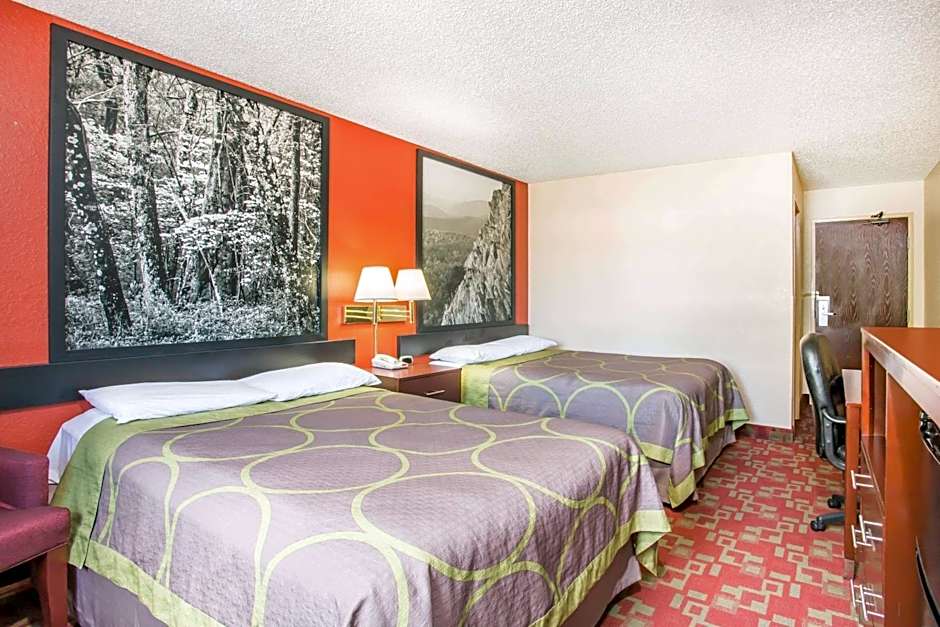 Super 8 by Wyndham Harrisonburg