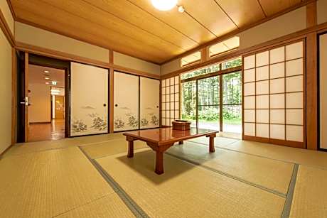 Japanese Style Family Room