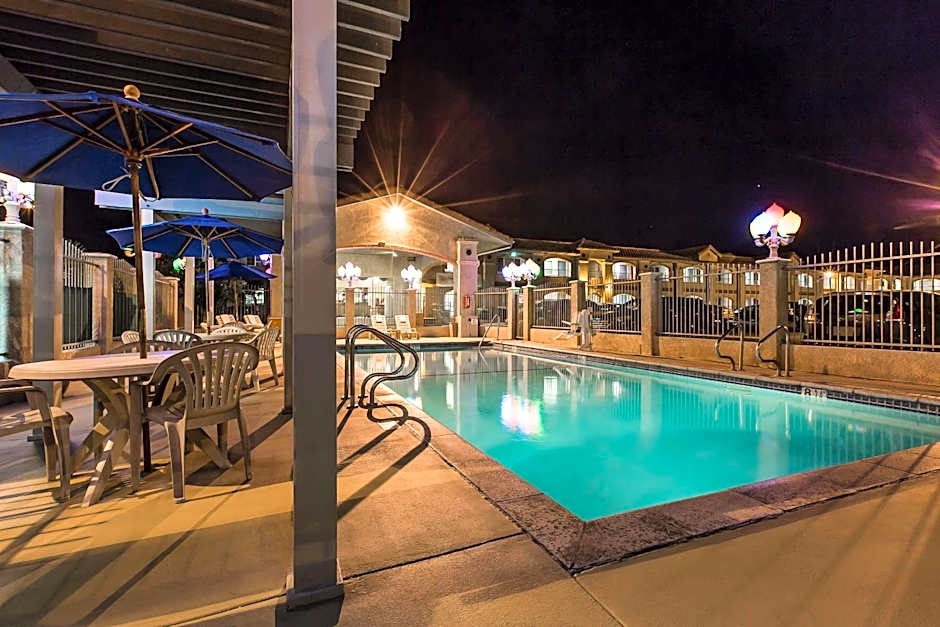 Quality Inn Near China Lake Naval Station