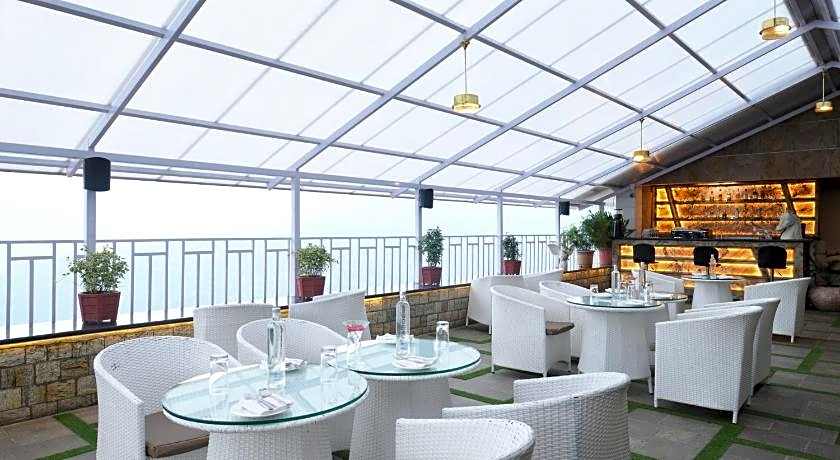 Ramada by Wyndham Gangtok Hotel & Casino Golden