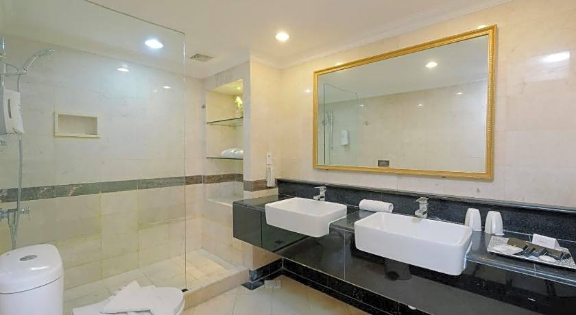 Metro Park View Hotel Kota Lama Semarang