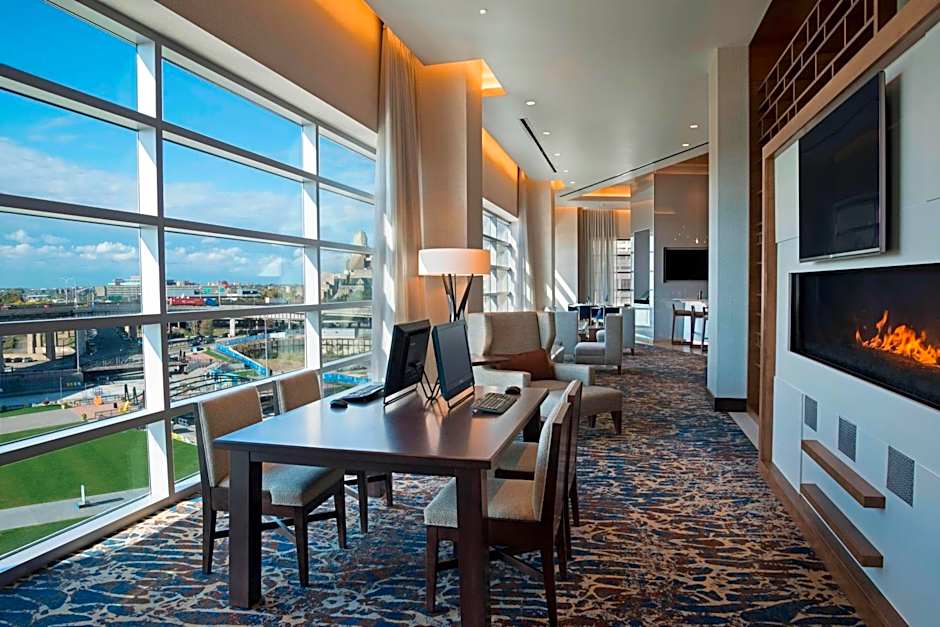 Buffalo Marriott at LECOM HARBORCENTER