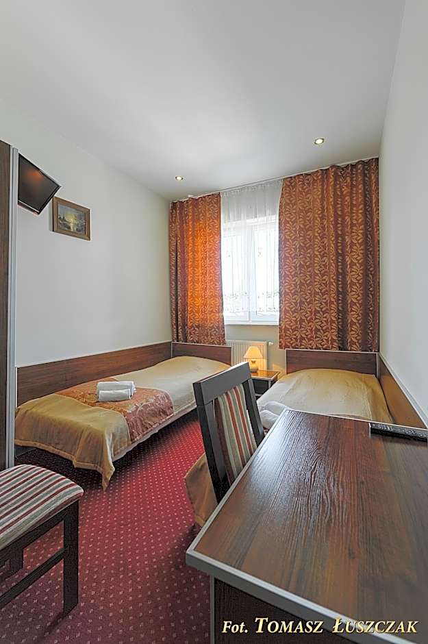 Photo 1 of 6 of 1 Double Bed or 2 Beds