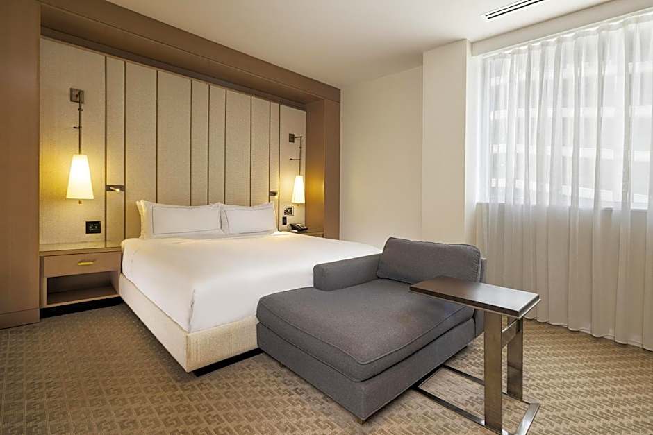 The Statler Dallas, Curio Collection By Hilton