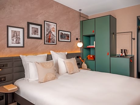 Classic Room with 1 double bed