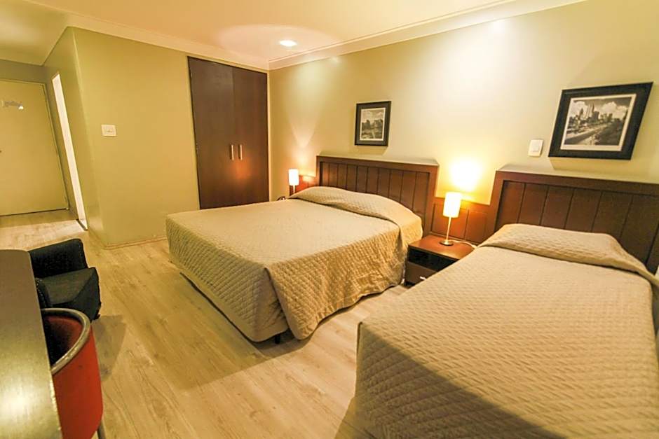Hotel Plaza Apolo