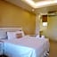 Banlomnow Hotel