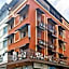 OYO 210 Hotel Five 2