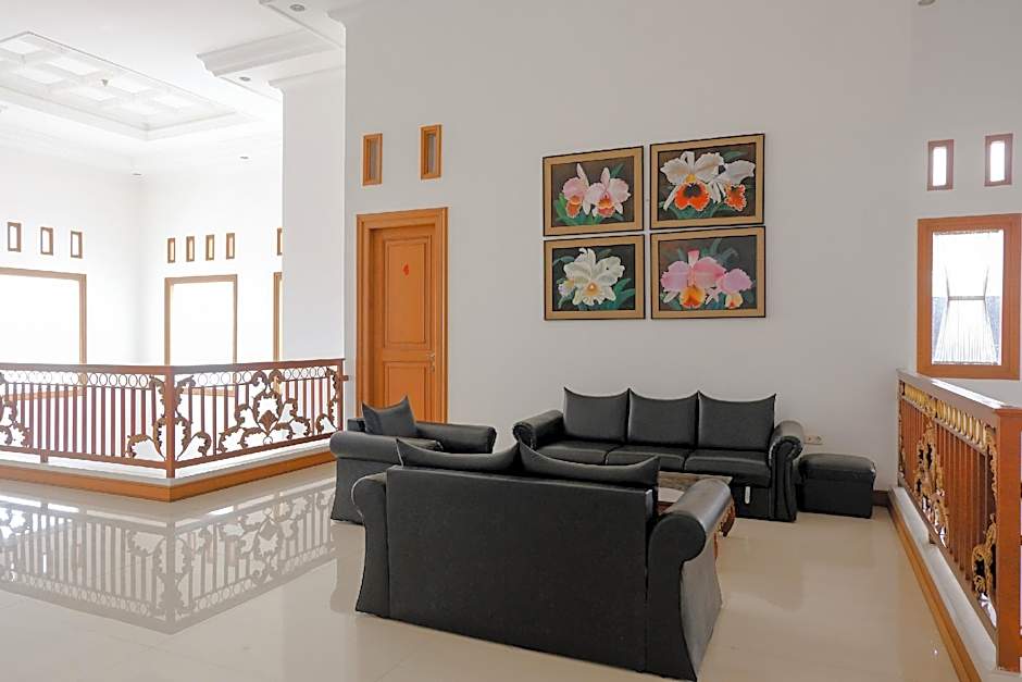 Daffi Family Residence by OYO Rooms – Malang, MO