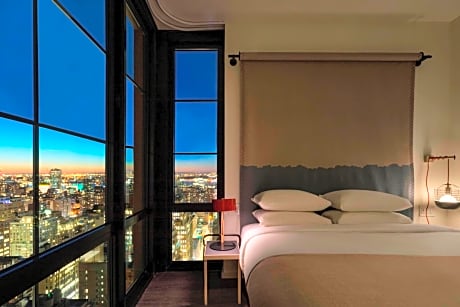 King View, Guest room, 1 King,  City view (Mobility and Hearing Accessible w/Roll-in Shower)