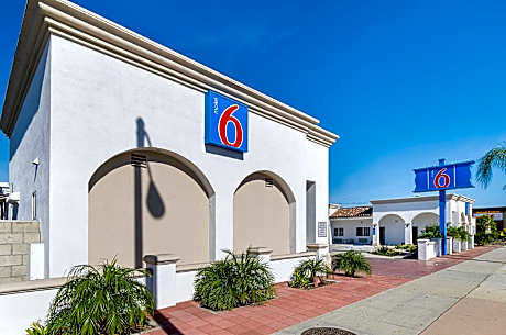 Motel 6 Lomita, CA