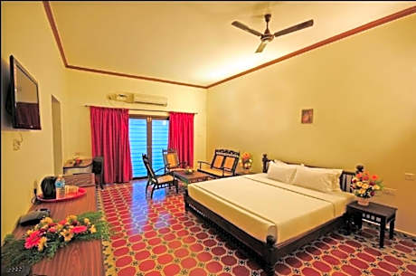 Thappa Gardens Resort